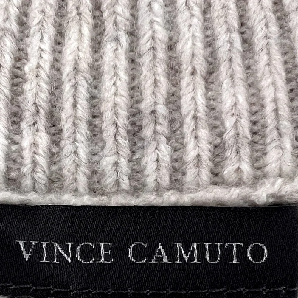VINCE Camuno - Women’s V-Neck - High\Low Split Hemline Sweater Vest